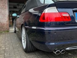 Blau Gebraucht 2004 BMW 330 Cabriolet M Sport Cabrio | 14.600 €