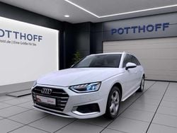 Weiss Gebraucht 2023 Audi A4 Advanced Kombi | 25.750 € (Guter Preis)