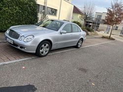 Silber Gebraucht 2005 Mercedes E280 Elegance Limousine | 10.490 € (Teuer)