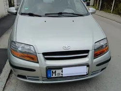 Grau Gebraucht 2003 Chevrolet Kalos SE Limousine | 1.850 € (Fairer Preis)
