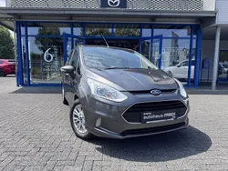 Grau Gebraucht 2014 Ford B-MAX Titanium Van / Kleinbus | 8.450 € (Teuer)