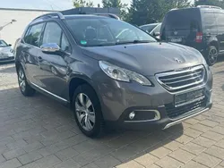 Grau Gebraucht 2014 Peugeot 2008 SUV | 7.499 € (Fairer Preis)