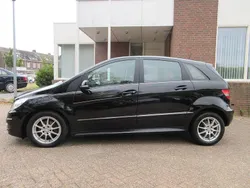 Schwarz Gebraucht 2011 Mercedes B180 Van / Kleinbus | 4.700 € (Superpreis)