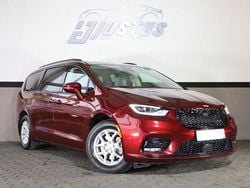 Rot Gebraucht 2021 Chrysler Pacifica Touring Kombi | 26.900 € (Superpreis)