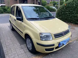 Gelb Gebraucht 2009 Fiat Panda Kleinwagen | 2.100 € (Fairer Preis)