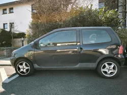 Gebraucht 2002 Renault Twingo Kleinwagen | 899 €