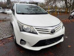 Weiß Gebraucht 2014 Toyota Avensis Edition Kombi | 4.980 € (Guter Preis)