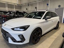 Weiß Gebraucht 2025 Cupra Leon VZ Limousine | 36.900 € (Guter Preis)