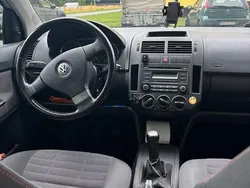 Grau Gebraucht 2006 VW Polo Limousine | 5.000 €