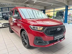 Rot Gebraucht 2024 Ford Tourneo Connect Trend Van / Kleinbus | 27.950 € (Fairer Preis)