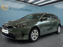 Grün Neu 2025 Kia Ceed Kleinwagen | 24.299 € (Guter Preis)