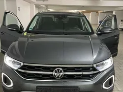 Grau Gebraucht 2023 VW T-Roc Style SUV | 25.555 € (Superpreis)
