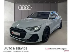 Weiß gletscherweiß metallic metallic Gebraucht 2024 Audi A3 Sportback S-Line Limousine | 44.440 € (Teuer)