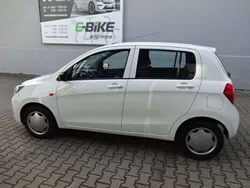 Weiß Gebraucht 2016 Suzuki Celerio Club Kleinwagen | 7.490 € (Fairer Preis)