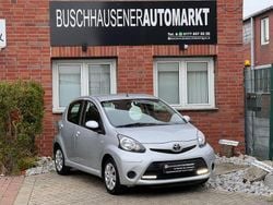 Silber Gebraucht 2014 Toyota Aygo Cool Kleinwagen | 4.900 € (Guter Preis)