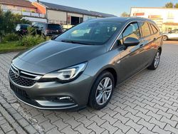 Grau Gebraucht 2019 Opel Astra Innovation Kombi | 11.990 € (Etwas zu teuer)