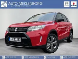 Bright red/cosmic black pearl me Gebraucht 2024 Suzuki Vitara Comfort SUV | 25.990 € (Etwas zu teuer)