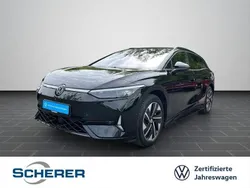 Schwarz (grenadillschwarz metallic) Gebraucht 2024 VW ID.7 GTX Limousine | 57.790 €