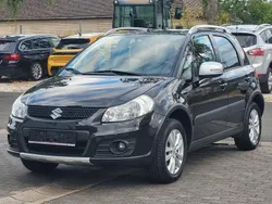 Schwarz Gebraucht 2013 Suzuki SX4 Style SUV | 8.490 € (Fairer Preis)