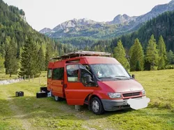 Rot Gebraucht 2006 Ford Transit Tourneo Van / Kleinbus | 13.000 €