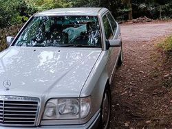 Silber Gebraucht 1995 Mercedes 320 Limousine | 7.350 €