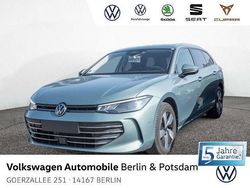 Maripositgrün metallic Gebraucht 2024 VW Passat Business Kombi | 37.990 € (Etwas zu teuer)