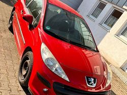 Rot Gebraucht 2009 Peugeot 207 Kleinwagen | 2.450 € (Fairer Preis)