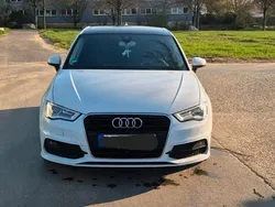 Weiß Gebraucht 2013 Audi A3 Sportback S-Line Limousine | 12.500 € (Fairer Preis)