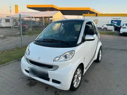 Weiß Gebraucht 2011 Smart ForTwo Coupé Kleinwagen | 3.300 € (Fairer Preis)