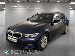 Blau Gebraucht 2022 BMW 320 Sport Line Limousine | 26.440 € (Superpreis)