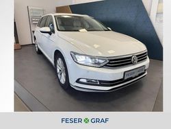 Oryxweiß perlmutteffekt Gebraucht 2015 VW Passat Highline Kombi | 16.890 € (Fairer Preis)