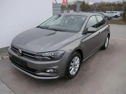 Limestonegrey metallic (metallic) Gebraucht 2021 VW Polo Highline Kleinwagen | 17.990 € (Etwas zu teuer)