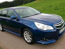 Blau Gebraucht 2010 Subaru Legacy Active Kombi | 9.900 €