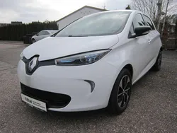 Weiß Gebraucht 2019 Renault Zoe Life Kleinwagen | 7.990 €