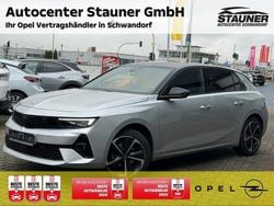 Silber Gebraucht 2024 Opel Astra S Limousine | 20.480 € (Superpreis)