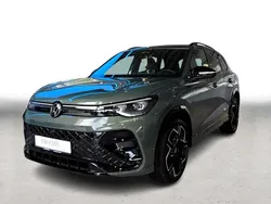Grün Neu 2025 VW Tiguan R-line SUV | 60.690 €