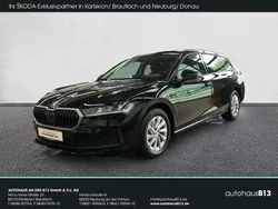Onyxschwarz metallic met. Gebraucht 2024 Skoda Superb Essence Kombi | 34.950 € (Guter Preis)