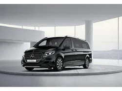 Obsidianschwarz metallic Gebraucht 2024 Mercedes V300 Avantgarde Van / Kleinbus | 70.990 € (Etwas zu teuer)