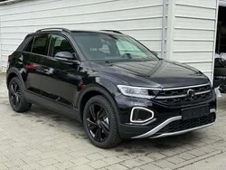 Deep black perleffekt Neu 2025 VW T-Roc R-line SUV | 34.390 € (Superpreis)