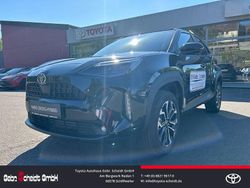 Schwarz Gebraucht 2024 Toyota Yaris Cross Team SUV | 27.455 € (Fairer Preis)