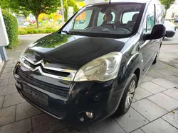 Schwarz Gebraucht 2009 Citroën Berlingo Van / Kleinbus | 2.200 € (Fairer Preis)