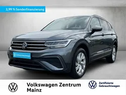 Platinum grey metallic Gebraucht 2024 VW Tiguan Allspace Life SUV | 37.350 € (Guter Preis)