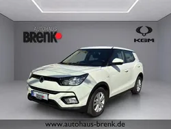 Weiss Gebraucht 2019 Ssangyong Tivoli Quartz SUV | 13.990 € (Fairer Preis)