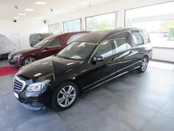 Schwarz Gebraucht 2015 Mercedes 300 Limousine | 39.950 €