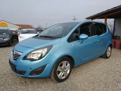 Blau Gebraucht 2010 Opel Meriva Innovation Van / Kleinbus | 3.000 € (Etwas zu teuer)
