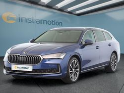 Blau Gebraucht 2024 Skoda Superb Kombi | 41.949 € (Guter Preis)