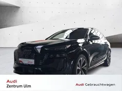 Mythosschwarz metallic Gebraucht 2024 Audi SQ6 e-tron Ambiente SUV | 82.360 € (Superpreis)