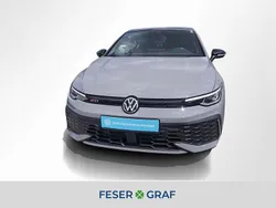 Mondsteingrau Gebraucht 2024 VW Golf VIII GTI Limousine | 32.440 € (Superpreis)