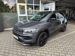 Grau Gebraucht 2024 Jeep Compass SUV | 30.900 € (Fairer Preis)