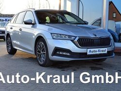 Brillantsilber metallic Gebraucht 2022 Skoda Octavia Ambition Kombi | 21.549 € (Guter Preis)